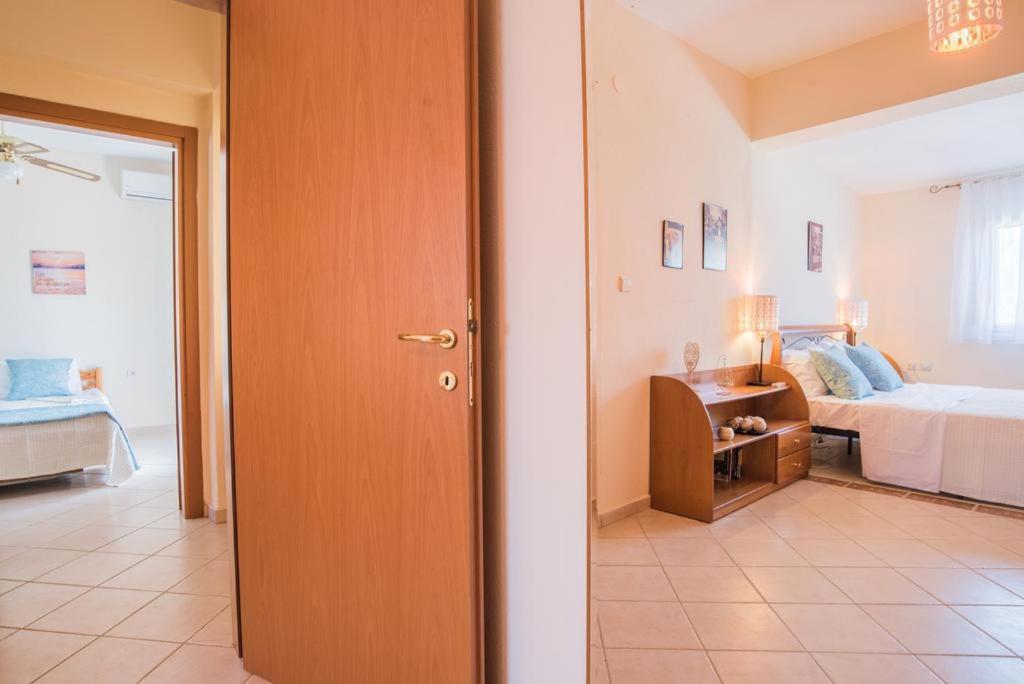 Diogenis Villa Вурвуру Екстериор снимка