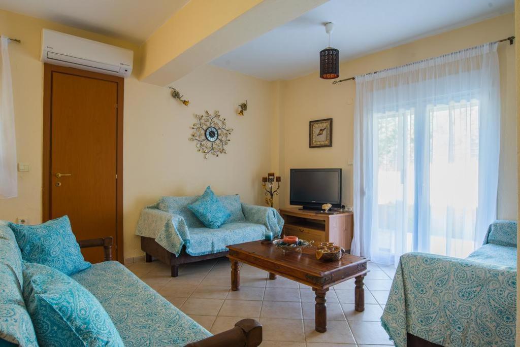 Diogenis Villa Вурвуру Екстериор снимка